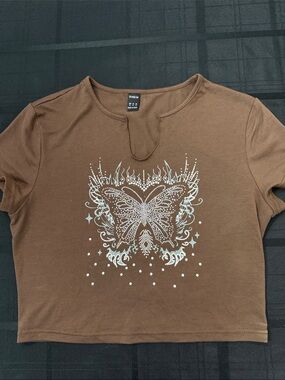 SHEIN Brown Crop Top with White Butterfly Graphic